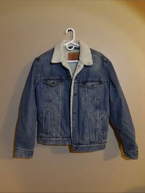 Levi's Blue Denim Sherpa-Lined Jacket with Cream Collar